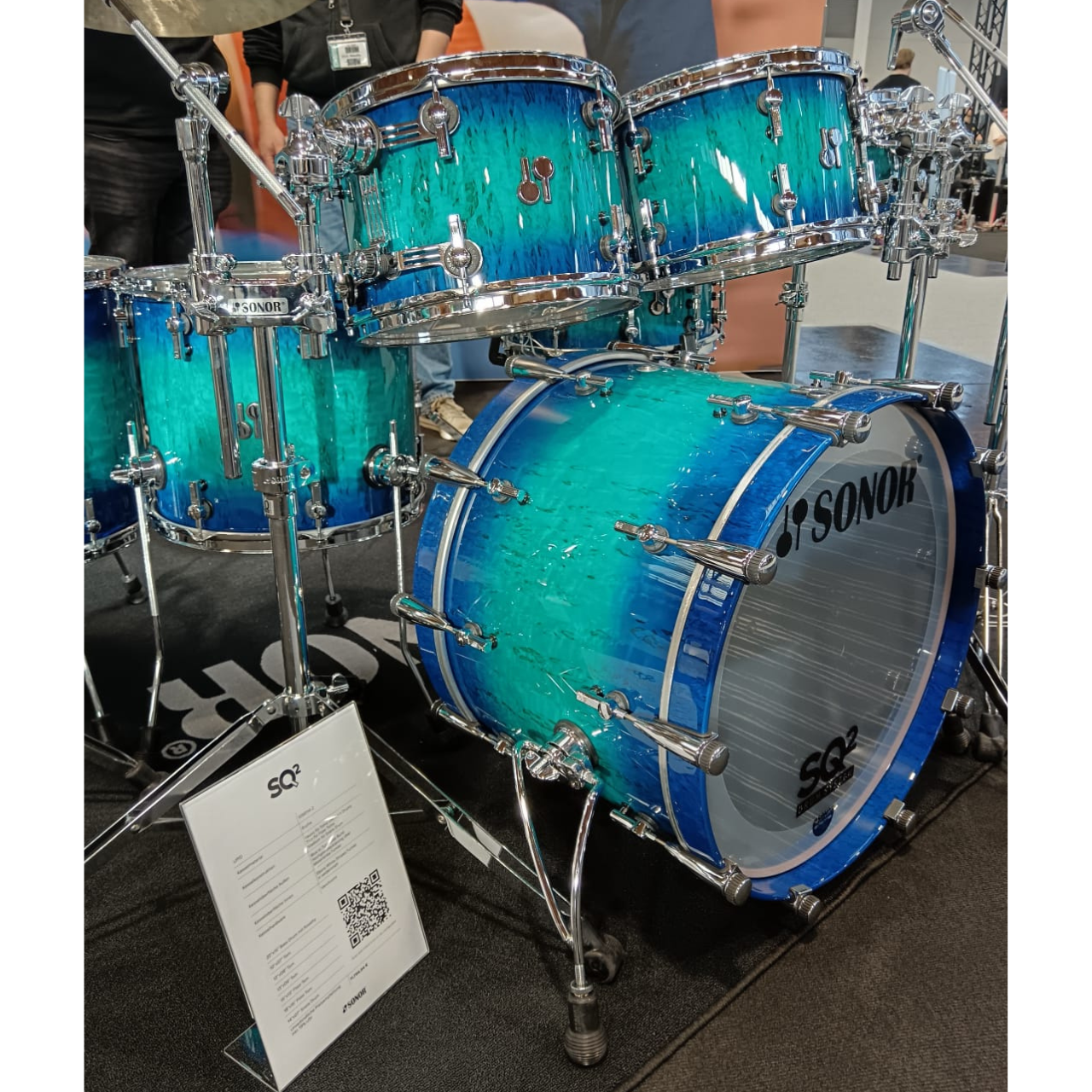 Sonor SQ2 Shellset 7-teilig in Blue to Turquoise Burst über Maserbirke Furnier