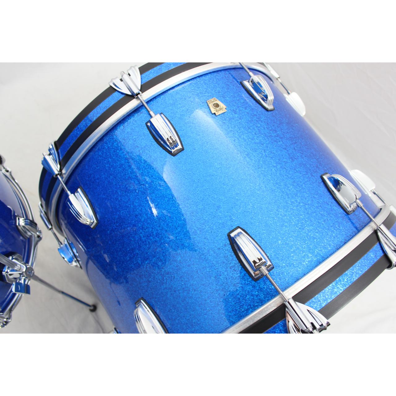 Ludwig USA Classic Maple Shellset in Blue Sparkle