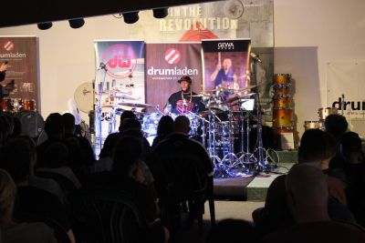 Drum Clinic mit Eric Moore 17.09.2019 – Bild 25 von 46