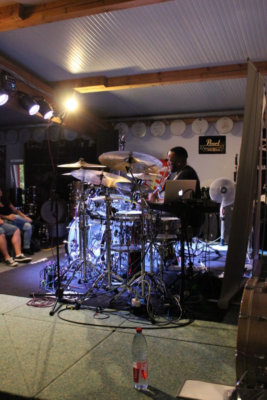 Drum Clinic mit Eric Moore 17.09.2019 – Bild 3 von 46