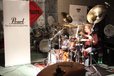 Drum Clinic mit Todd Sucherman 27.02.2015 – Bild 3 von 18