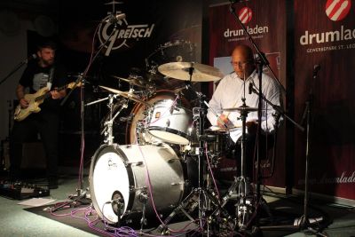 Drum Clinic mit Steve Ferrone 05.11.2015 – Bild 18 von 38