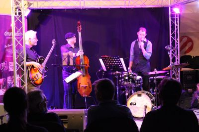 Daniel Glass Drum Clinic mit dem Daniel Glass Trio 25.09.2023 – Vorschau
