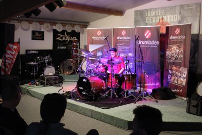 Drum Clinic mit Felix Lehrmann 15.05.2018 – Bild 10 von 13