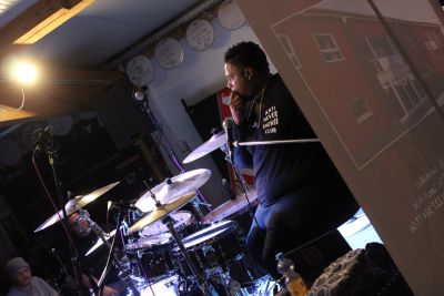 Drum Clinic mit Aaron Spears 31.10.2019 – Bild 8 von 54