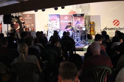 Drum Clinic mit Eric Moore 17.09.2019 – Bild 27 von 46