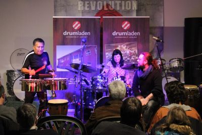 Drum-/ Percussion Clinic mit Alex Acuna 10.02.2017 – Bild 4 von 12