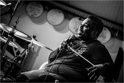Drum Clinic mit Aaron Spears 31.10.2019 – Bild 32 von 54