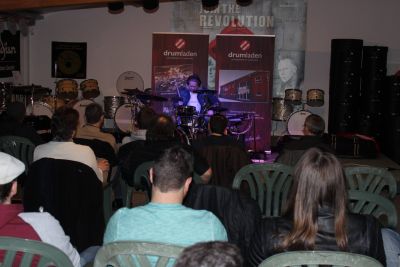 V-Drums Clinic mit Dirk Brand 26.01.2017 – Bild 10 von 19