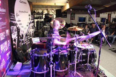 Drum Clinic mit Gergo Borlai 26.09.2016 – Bild 5 von 18