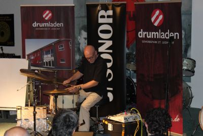 Drum Clinic mit Adam Nussbaum 21.02.2015 – Bild 3 von 17