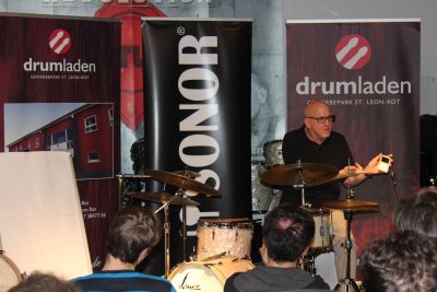 Drum Clinic mit Adam Nussbaum 21.02.2015 – Bild 10 von 17