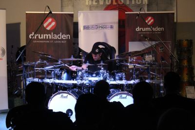 Drum Clinic mit George Kollias 05.03.2020 – Bild 13 von 18