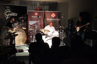 Drum Clinic mit Steve Ferrone 05.11.2015 – Bild 14 von 38
