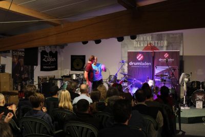 Drum Clinic mit Gregg Bissonette 19.11.2015 – Bild 21 von 24